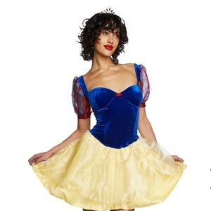 SNOW WHITE COSTUME NEW!!!